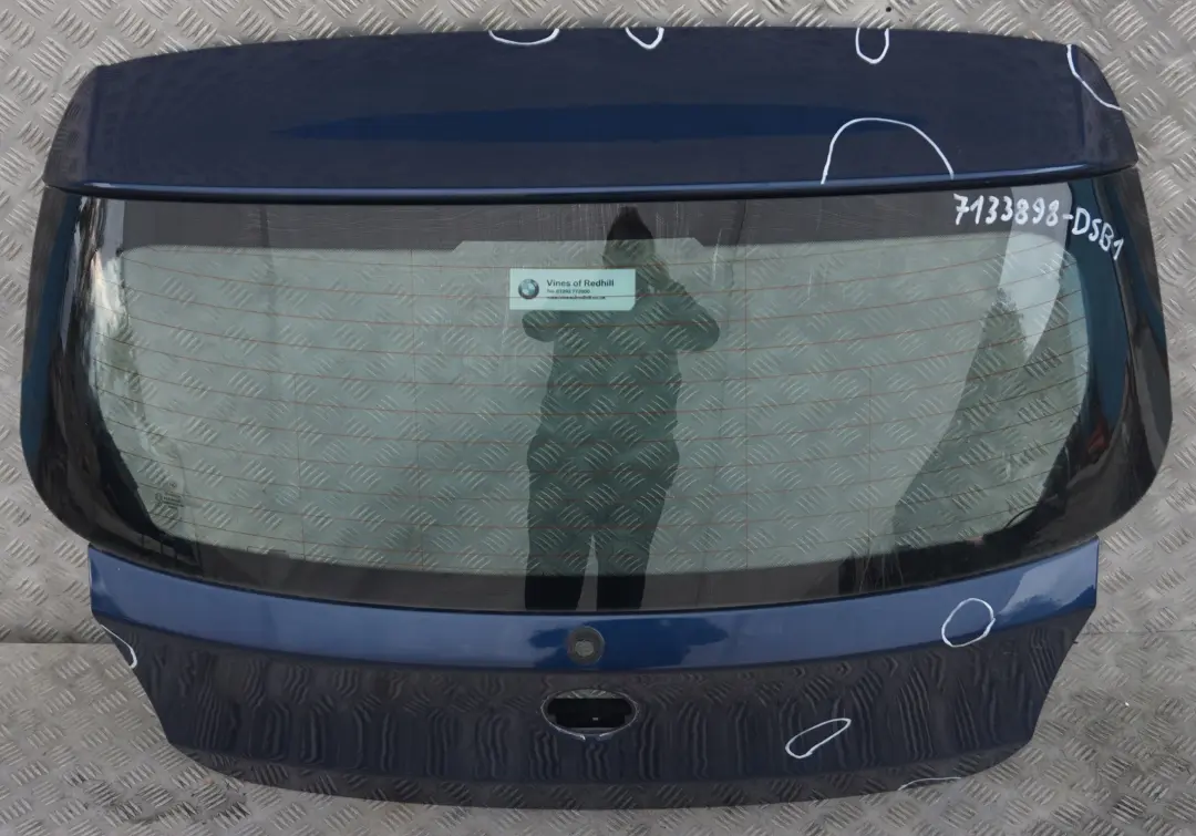 Klapa tylna tył goła Tiefseeblau A76 do BMW E81 E87 o numerze 7133898 BMW E81 E87 Klapa tylna tył goła Tiefseeblau A76 - SKU 7133898-DSB1 - Numer Części 7133898