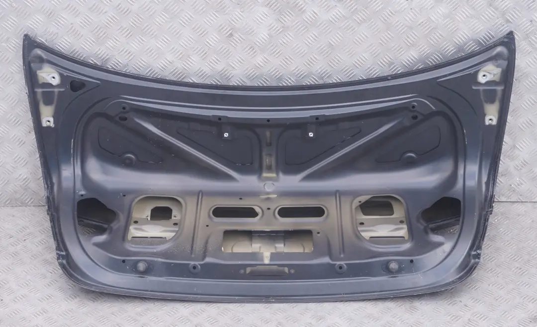 Trunk Boot Lid Tailgate Black Sapphire Metallic - 475 to BMW 3 SERIES E90 LCi Rear with Part number 7254425 BMW 3 SERIES E90 LCi Rear Trunk Boot Lid Tailgate Black Sapphire Metallic - 475 - SKU 7254425-BS - Part number 7254425