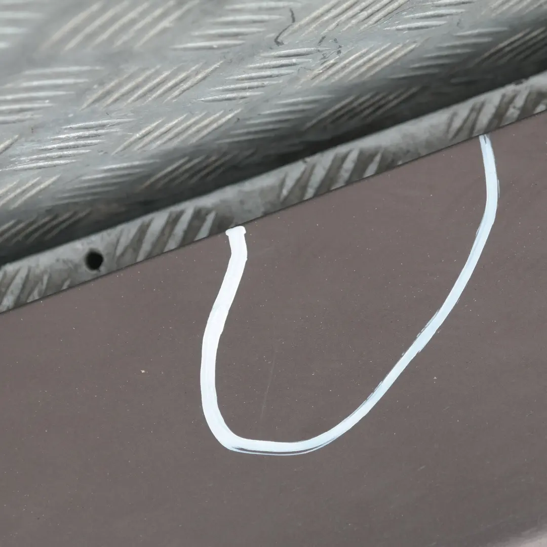 Bas de Porte Couverture Seuil A Gauche Gris Amethyste Gris A09 pour BMW E60 E61 à propos du numéro de pièce 150277 BMW E60 E61 Bas de Porte Couverture Seuil A Gauche Gris Amethyste Gris A09 - SKU 0150277-AG - Numéro de pièce 150277