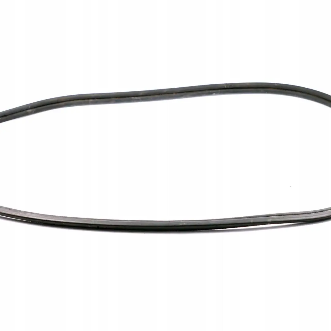 Paraspigoli Posteriore Guarnizione Portellone 7060639 per BMW E90 E90N LCI con numero di parte 7182079 BMW E90 E90N LCI Paraspigoli Posteriore Guarnizione Portellone 7060639 - SKU 7182079 - Numero di parte 7182079