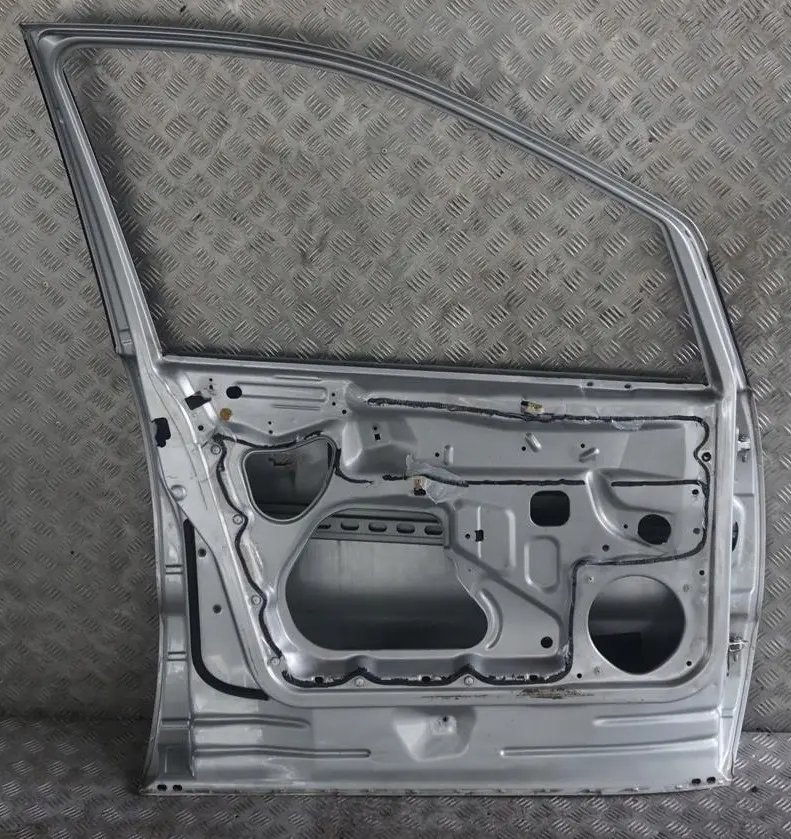 Mercedes Classe A W168 Porte avant Gauche Polar Argent Metallise - 761U - SKU A1687201905-PS - Numéro de pièce A1687201905