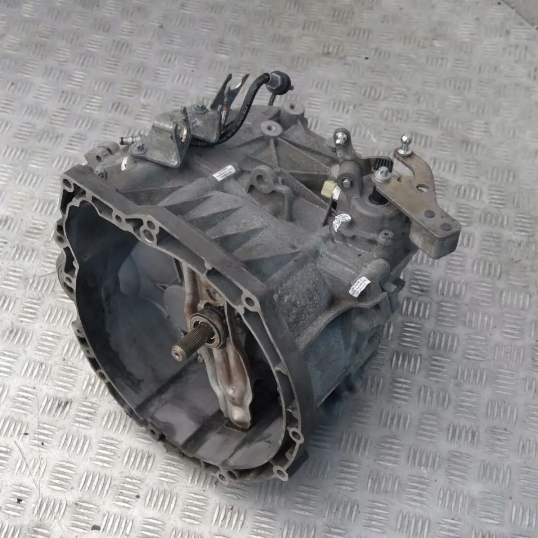 Gang Schaltgetriebe GS6-53BG CIA GARANTIE to Mini Cooper S R55 R56 N14 6 with Part number 7573476 Mini Cooper S R55 R56 N14 6 Gang Schaltgetriebe GS6-53BG CIA GARANTIE - SKU 7568718 - Part number 7573476