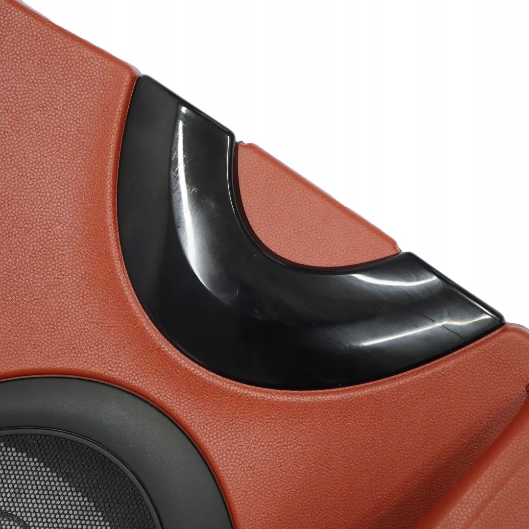 Rivestimento Laterale Posteriore SX Pannello Porta Redwood Rosso per Mini R56 con numero di parte 2756053 Mini R56 Rivestimento Laterale Posteriore SX Pannello Porta Redwood Rosso - SKU 2756053 - Numero di parte 2756053