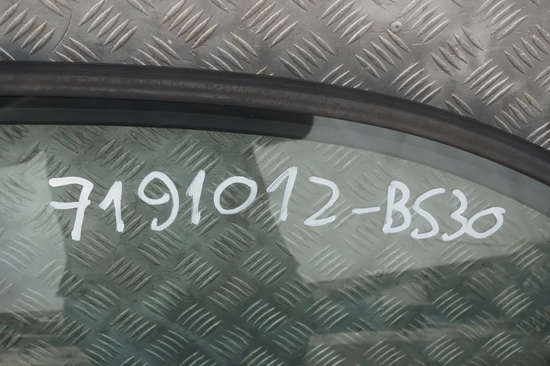 BMW E87 drzwi prawe przednie black saphire 475 - SKU 7191012-BS30 - Numer Części 7191012