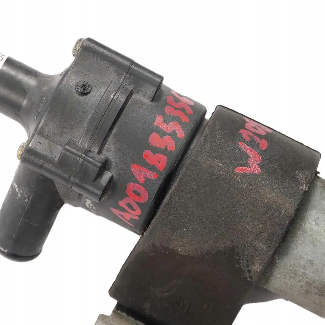 W208 W210 Bomba Auxiliar del Calentador Agua para Mercedes W202 A208 con número de pieza A0018353564 Mercedes W202 A208 W208 W210 Bomba Auxiliar del Calentador Agua - SKU A0018353564 - Número de pieza A0018353564
