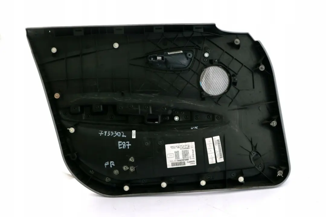 Door Card Trim Panel Front Right Alaskagrau Alaska Grey para BMW E87 con número de pieza 51417133302 BMW E87 Door Card Trim Panel Front Right Alaskagrau Alaska Grey - SKU 7133302 - Número de pieza 51417133302