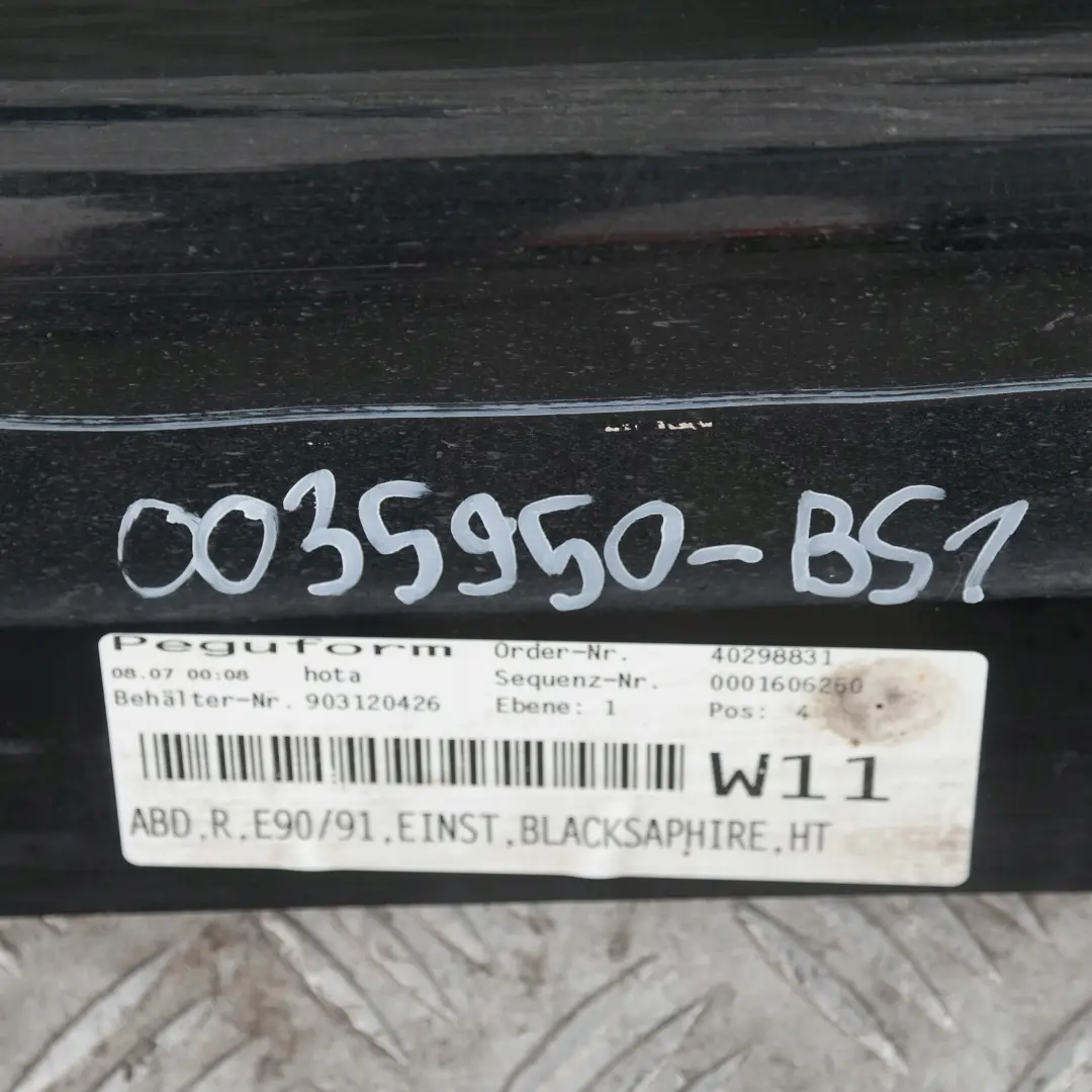 BMW 3 E90 E91 Bas de Porte Peint a Droite Noir Sapphire Uni / Met - SKU 0032950-BS1 - Numéro de pièce 32950