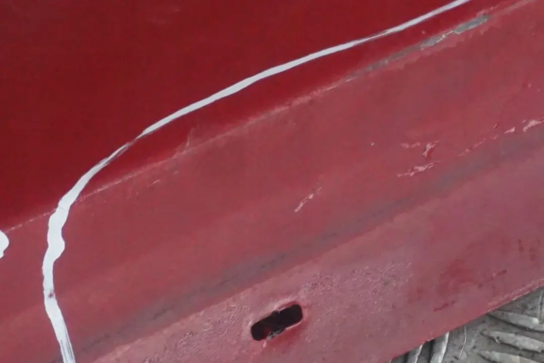 BMW E90 E91 LCI Listello Portiera Apertura Gonna SX Rosso-Cremisi Rossa - SKU 0037059-KAR1 - Numero di parte 0037059