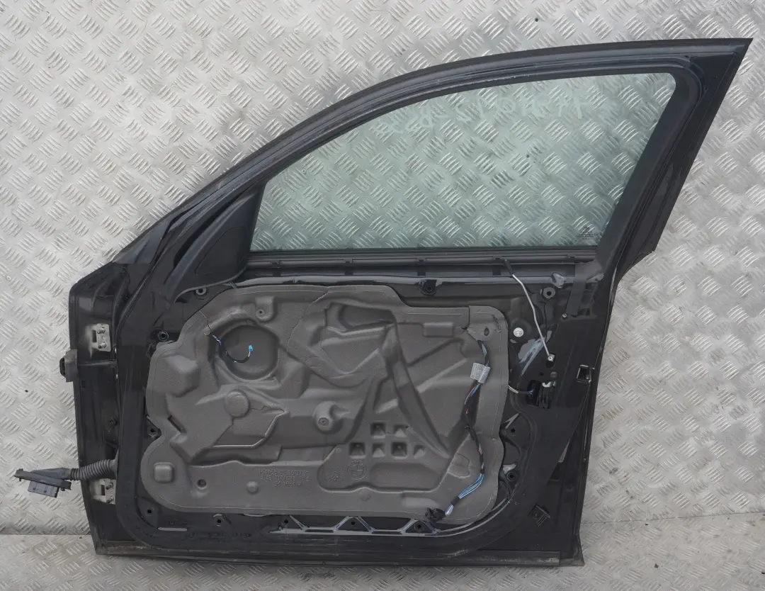 BMW E87 drzwi prawe przednie black saphire 475 - SKU 7191012-BS30 - Numer Części 7191012