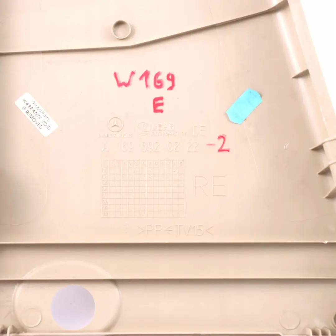 Mercedes-Benz A B Classe W169 W245 Couverture Montant B Droite Noir pour à propos du numéro de pièce A1696920222 Mercedes-Benz A B Classe W169 W245 Couverture Montant B Droite Noir - SKU A1696920222 - Numéro de pièce A1696920222