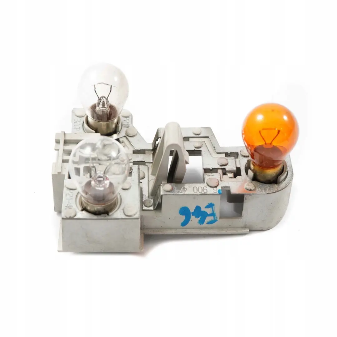 Light Bulb Left N/S Carrier White Turn Indicator to BMW 3 Series E46 Touring Rear with Part number 6900471 BMW 3 Series E46 Touring Rear Light Bulb Left N/S Carrier White Turn Indicator - SKU 6900471 - Part number 6900471