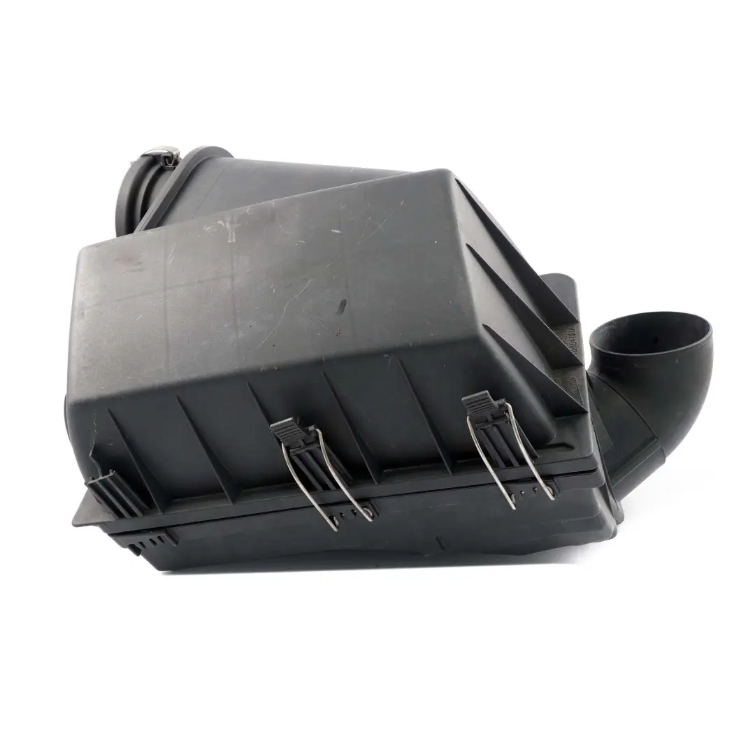 Mercedes-Benz E-Class W210 M112 Air Filter Box Silencer Housing to with Part number A1120900801 Mercedes-Benz E-Class W210 M112 Air Filter Box Silencer Housing - SKU A1120900801 - Part number A1120900801