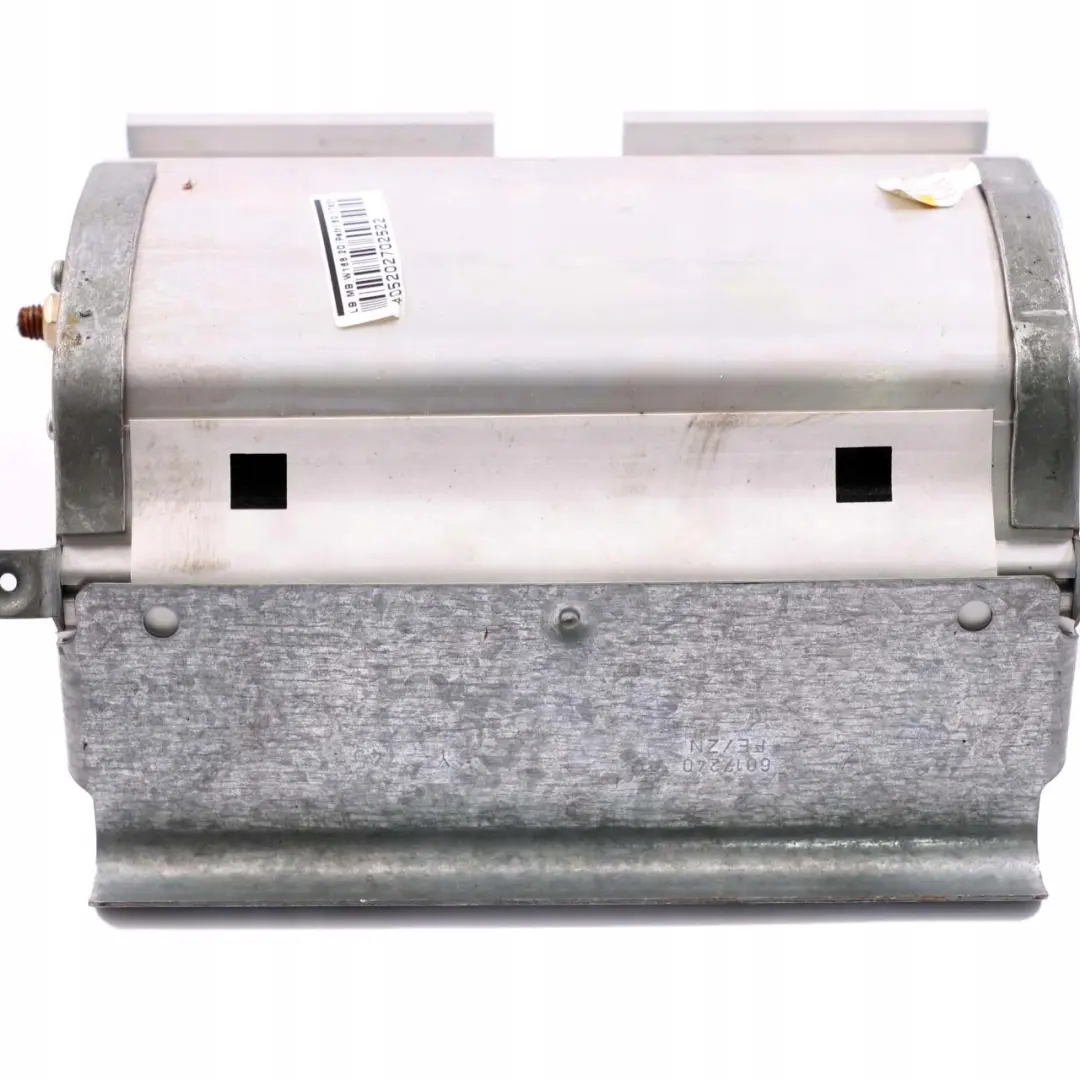 Mercedes A W168 Airbag frontal gauche du tableau bord côté passager - SKU A1688600605 - Numéro de pièce A1688600605