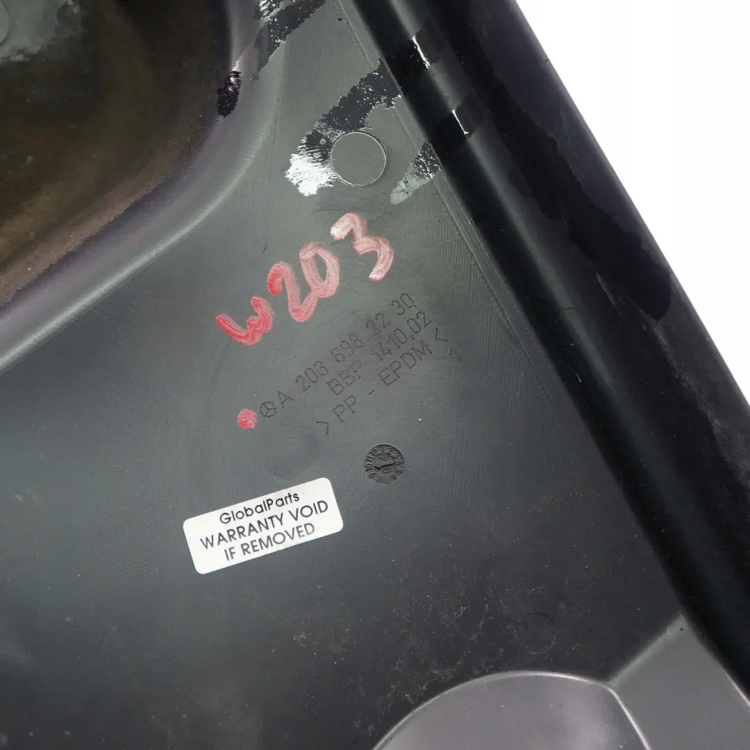 Trasero Derecho O / Fender Skid Plate Panel De Proteccion para Mercedes W203 C209 con número de pieza A2036982230 Mercedes W203 C209 Trasero Derecho O / Fender Skid Plate Panel De Proteccion - SKU A2036982230 - Número de pieza A2036982230