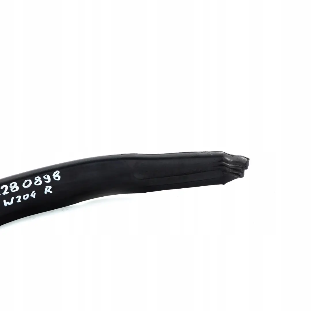 Mercedes-Benz W204 Capot Caoutchouc Joint Droite pour à propos du numéro de pièce A2046280898 Mercedes-Benz W204 Capot Caoutchouc Joint Droite - SKU A2046280898 - Numéro de pièce A2046280898