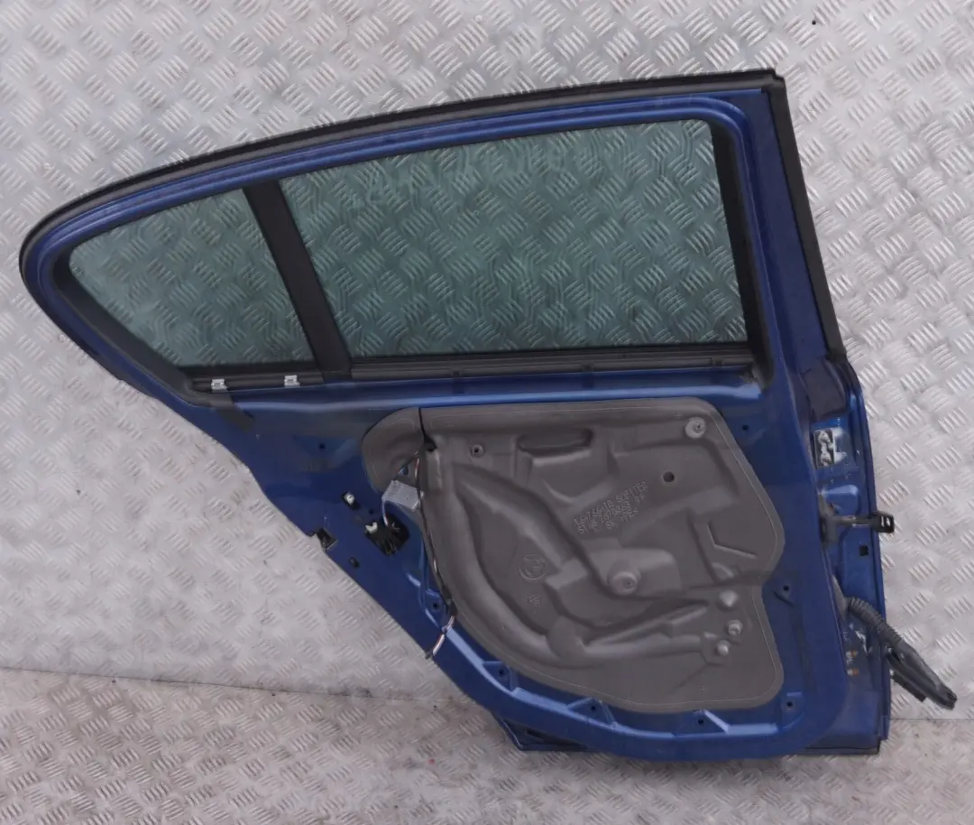 Tür Hinten Links Le Mans Blau Blue Metallic - 381 für BMW 1 er 2 E87 E87N mit Teilenummer 7191017 BMW 1 er 2 E87 E87N Tür Hinten Links Le Mans Blau Blue Metallic - 381 - SKU 7191017-LMB2 - Teilenummer 7191017