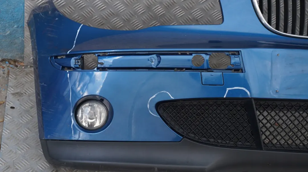 Zderzak przedni przód Sydneyblau do BMW E87 o numerze 0032635 BMW E87 Zderzak przedni przód Sydneyblau - SKU 0032635-SYD3 - Numer Części 0032635