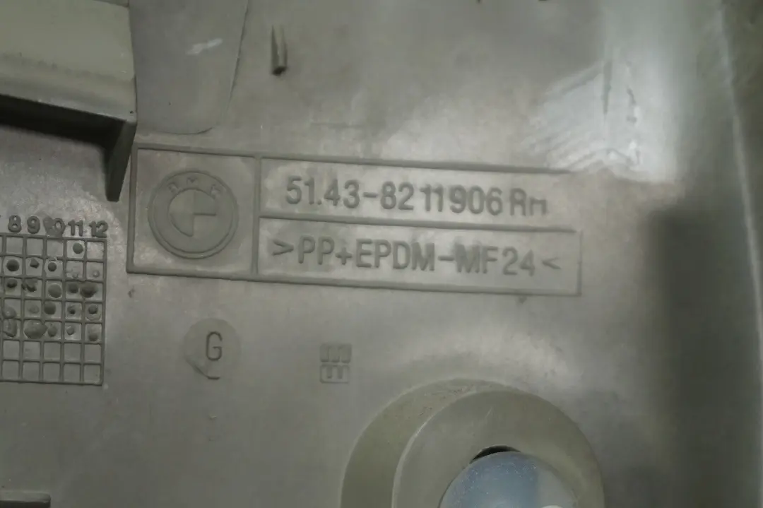 BMW E53 X5 Obudowa osłona słupka B dolna prawa - SKU 8259256 - Numer Części 8259256