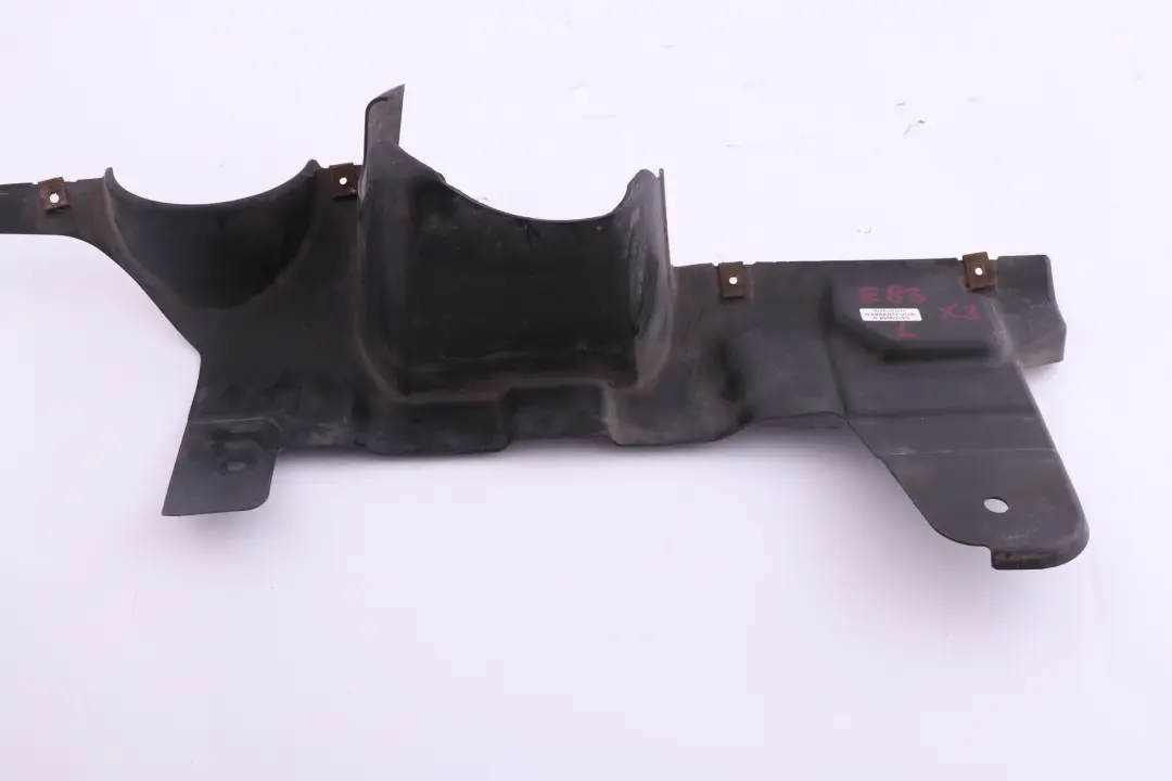 BMW X3 E83 Revetement Boitier de Direction Haut a Gauche 5162 - SKU 3403295 - Numéro de pièce 3403295