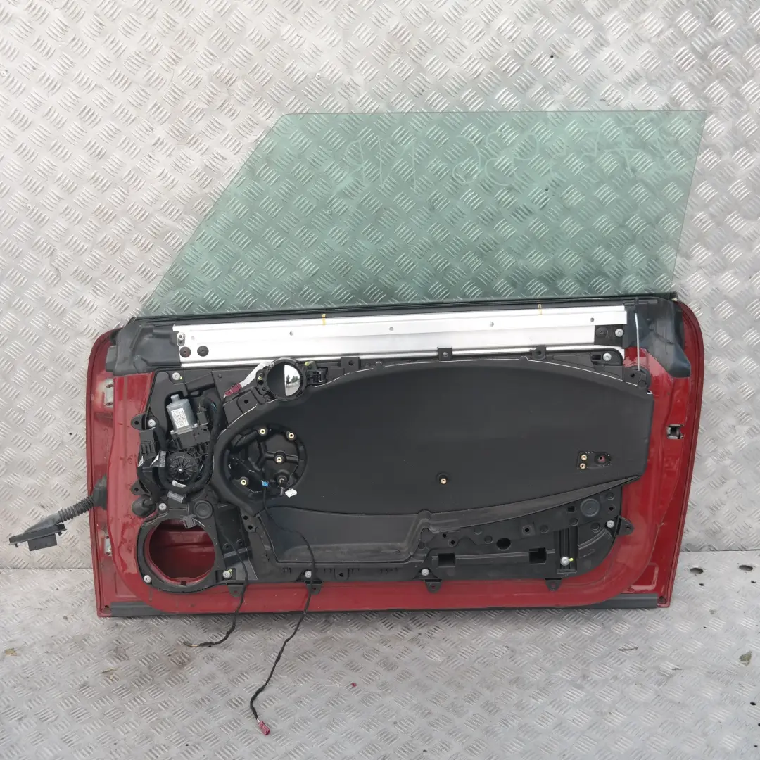 Drzwi prawe Nightfire Red 857 do Mini R55 R56 R57 o numerze 41002755936 Mini R55 R56 R57 Drzwi prawe Nightfire Red 857 - SKU 2755936-NR - Numer Części 41002755936