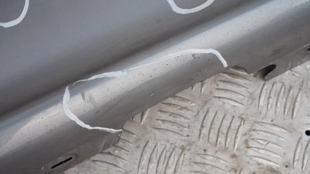 BMW 1 E87 Nakładka próg prawy Quarzblau A18 - SKU 0032948-QB14 - Numer Części 32948