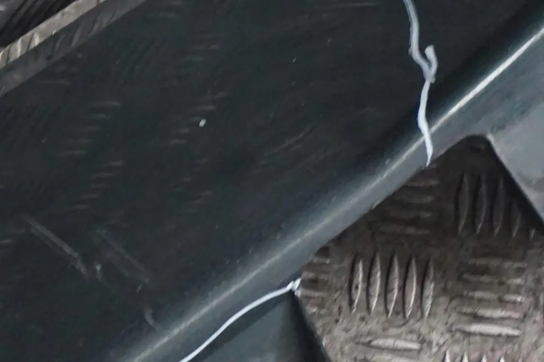 BMW 7 er E65 Schwellerleiste Blende Schweller Rechts Oxfordgruen Oxford Gruen - SKU 0140038-OXF - Teilenummer 0140038