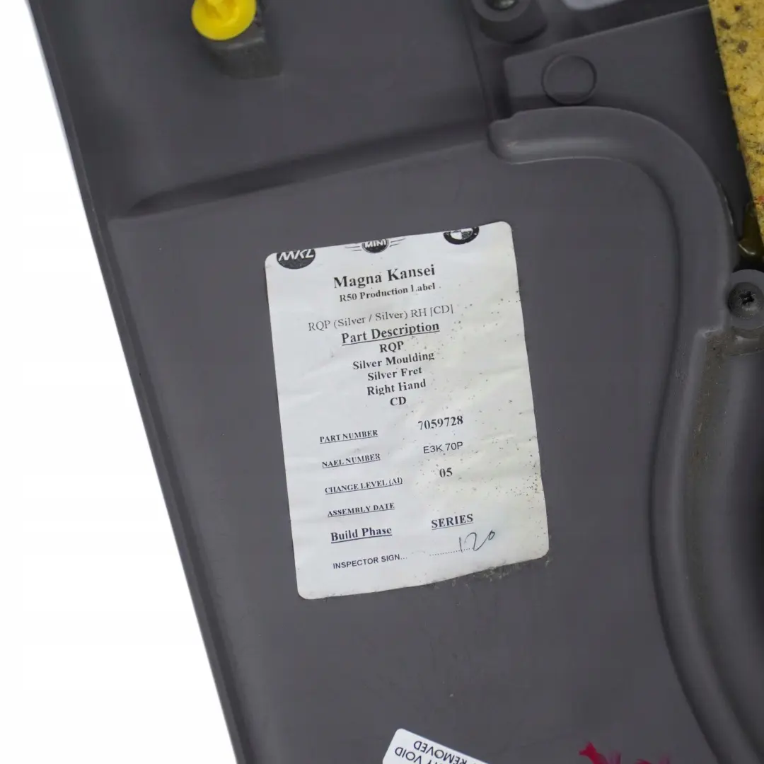 Right Lateral Trim Side Panel Silbergrau Silver Grey para Mini R50 Rear con número de pieza 7059728 Mini R50 Rear Right Lateral Trim Side Panel Silbergrau Silver Grey - SKU 7059728 - Número de pieza 7059728