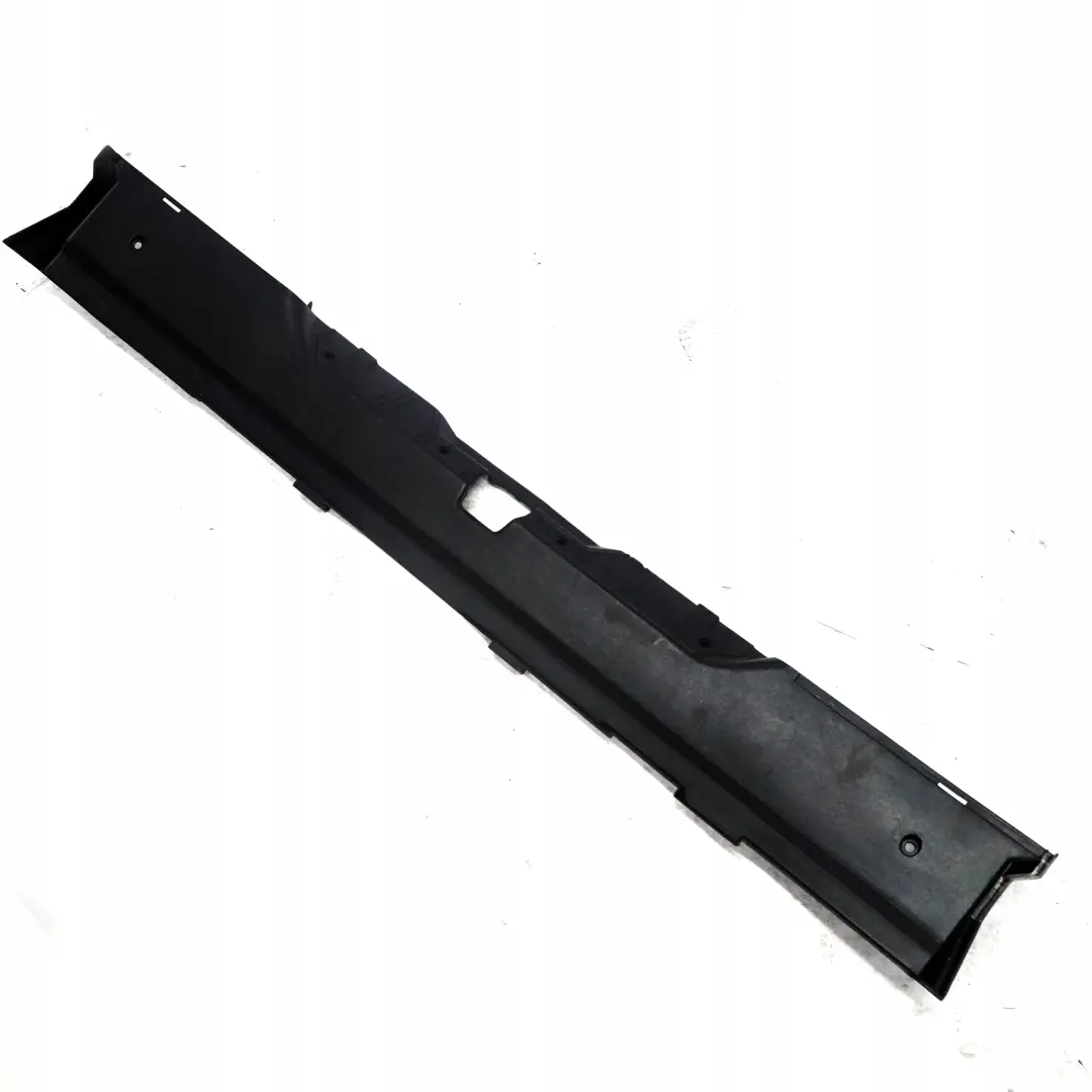 BMW 3 E36 Berline Tronc Tenir Carenage Capot Seuil de Chargement - SKU 8122479 - Numéro de pièce 8122479