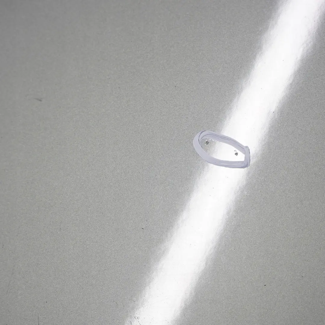 Maska pokrywa silnika Arktis Metallic do BMW E90 E91 o numerze 41617140729 BMW E90 E91 Maska pokrywa silnika Arktis Metallic - SKU 7140729-Am - Numer Części 41617140729