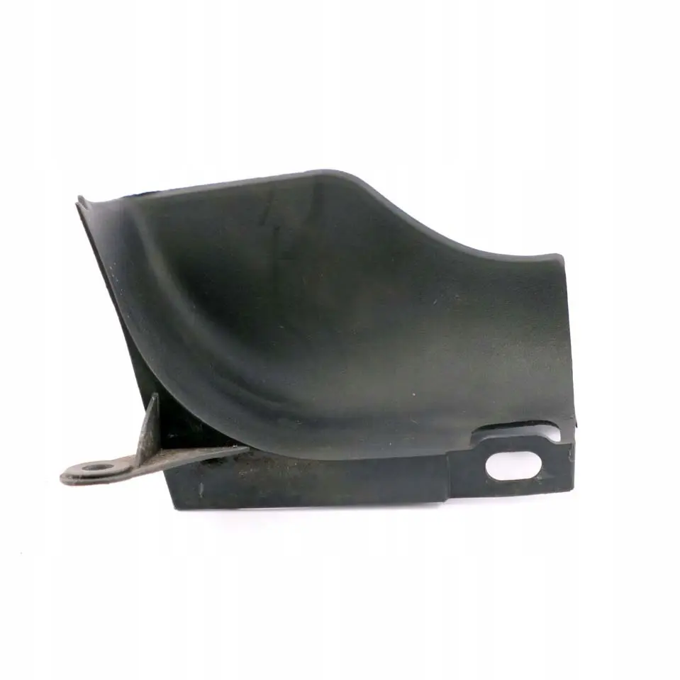 Revetement Arriere, Carenage Gauche Choc-Receveur Arriere pour BMW X5 E53 à propos du numéro de pièce 8269745 BMW X5 E53 Revetement Arriere, Carenage Gauche Choc-Receveur Arriere - SKU 8269745-1 - Numéro de pièce 8269745