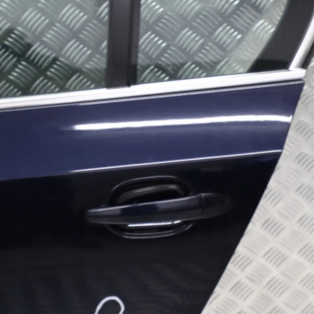 Tür Hinten Links Orientblau Orient Blau Metallic - 317 für BMW 5 E60 mit Teilenummer 7202341 BMW 5 E60 Tür Hinten Links Orientblau Orient Blau Metallic - 317 - SKU 7202341-OB - Teilenummer 7202341