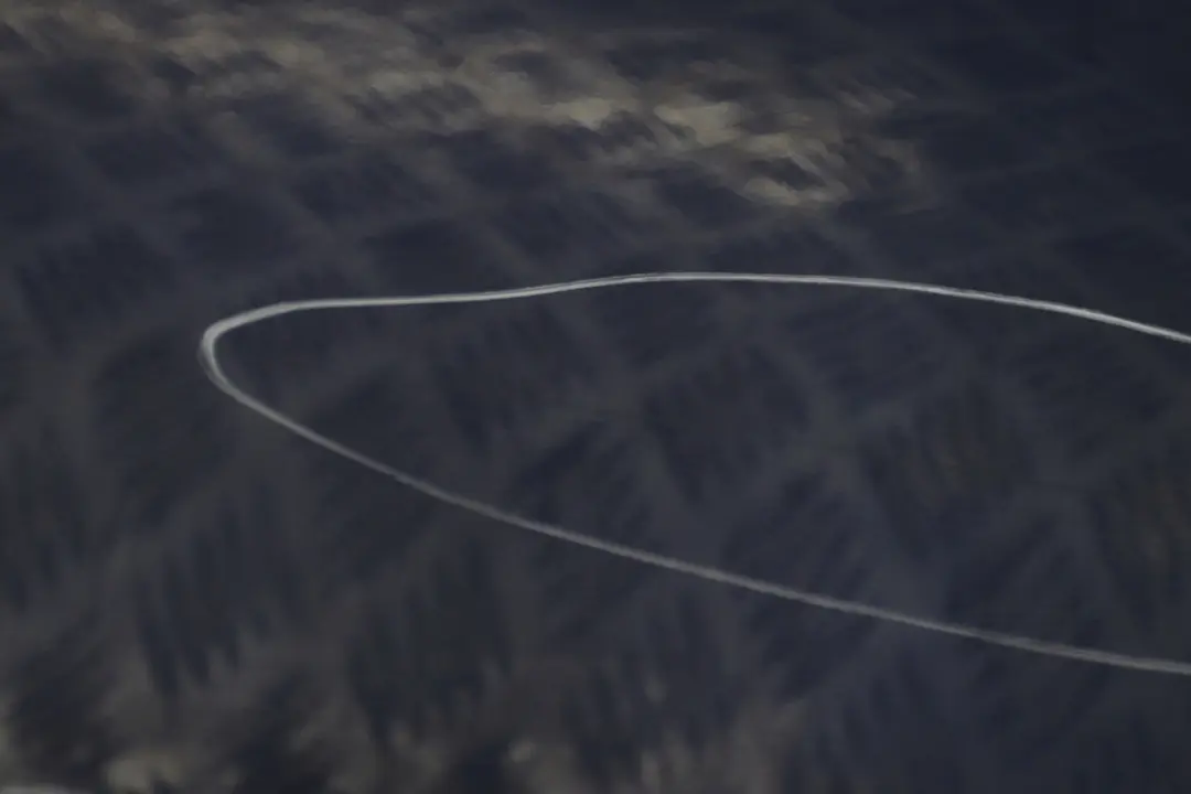 Fahrerseite Tür vorne links Mysticblau Metallic A07 für BMW 5 er E60 E61 2 LCI mit Teilenummer 7202339 BMW 5 er E60 E61 2 LCI Fahrerseite Tür vorne links Mysticblau Metallic A07 - SKU 7202339-MYS2 - Teilenummer 7202339