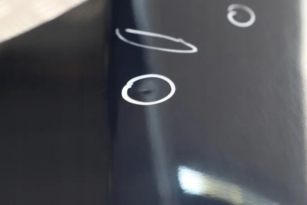 Familiare Portiera Posteriore Destra Blu Mistico Blu Metallizzato per BMW E61 con numero di parte 7158502 BMW E61 Familiare Portiera Posteriore Destra Blu Mistico Blu Metallizzato - SKU 7158502-MYS - Numero di parte 7158502