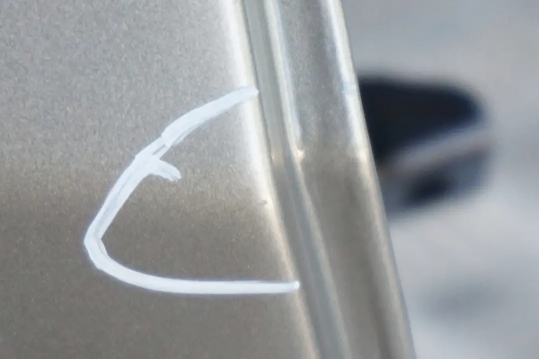 Passeggero Portiera Posteriore Dx Platinbronze Bronzo - A53 per BMW E60 LCI 3 con numero di parte 7202342 BMW E60 LCI 3 Passeggero Portiera Posteriore Dx Platinbronze Bronzo - A53 - SKU 7202342-PB - Numero di parte 7202342