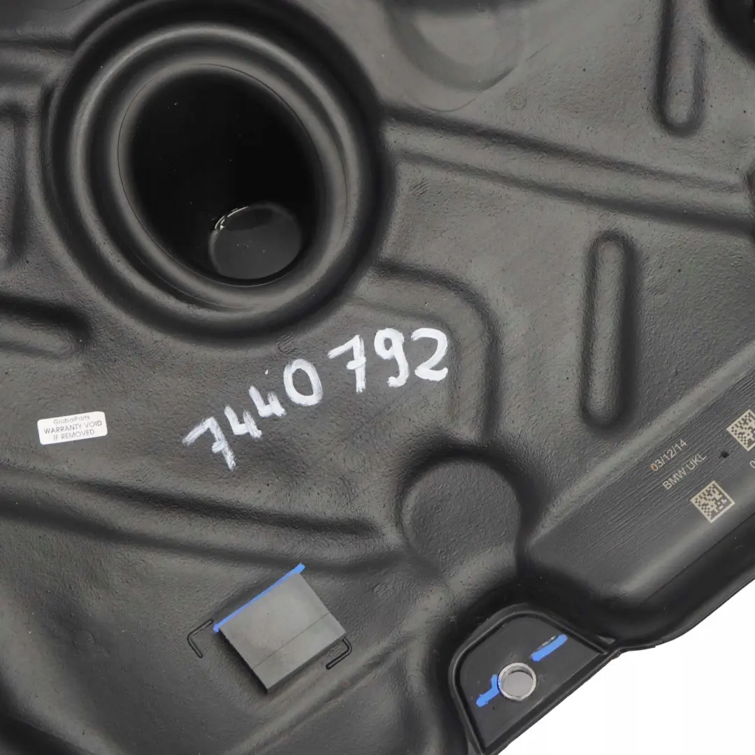 B37 B47 Diesel Tanque De combustible De plastico para Mini Cooper F55 F56 F57 con número de pieza 7440792 Mini Cooper F55 F56 F57 B37 B47 Diesel Tanque De combustible De plastico - SKU 7440792 - Número de pieza 7440792