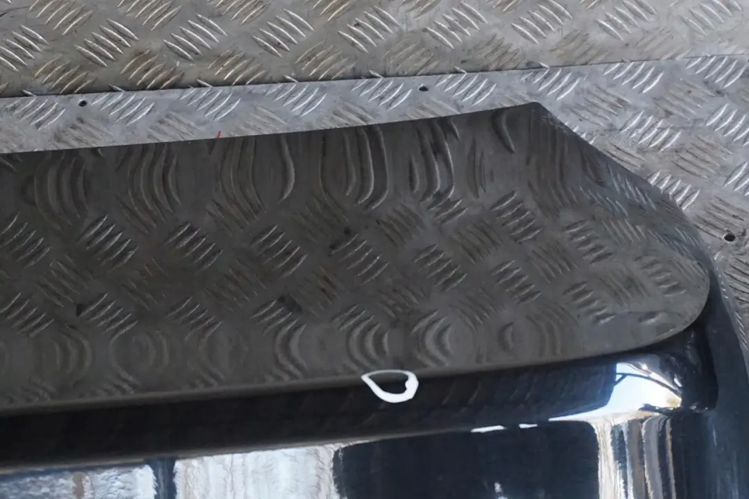 Klapa tylna tył black saphire do BMW 7 E65 E66 o numerze 7049252 BMW 7 E65 E66 Klapa tylna tył black saphire - SKU 7049252-BS2 - Numer Części 7049252