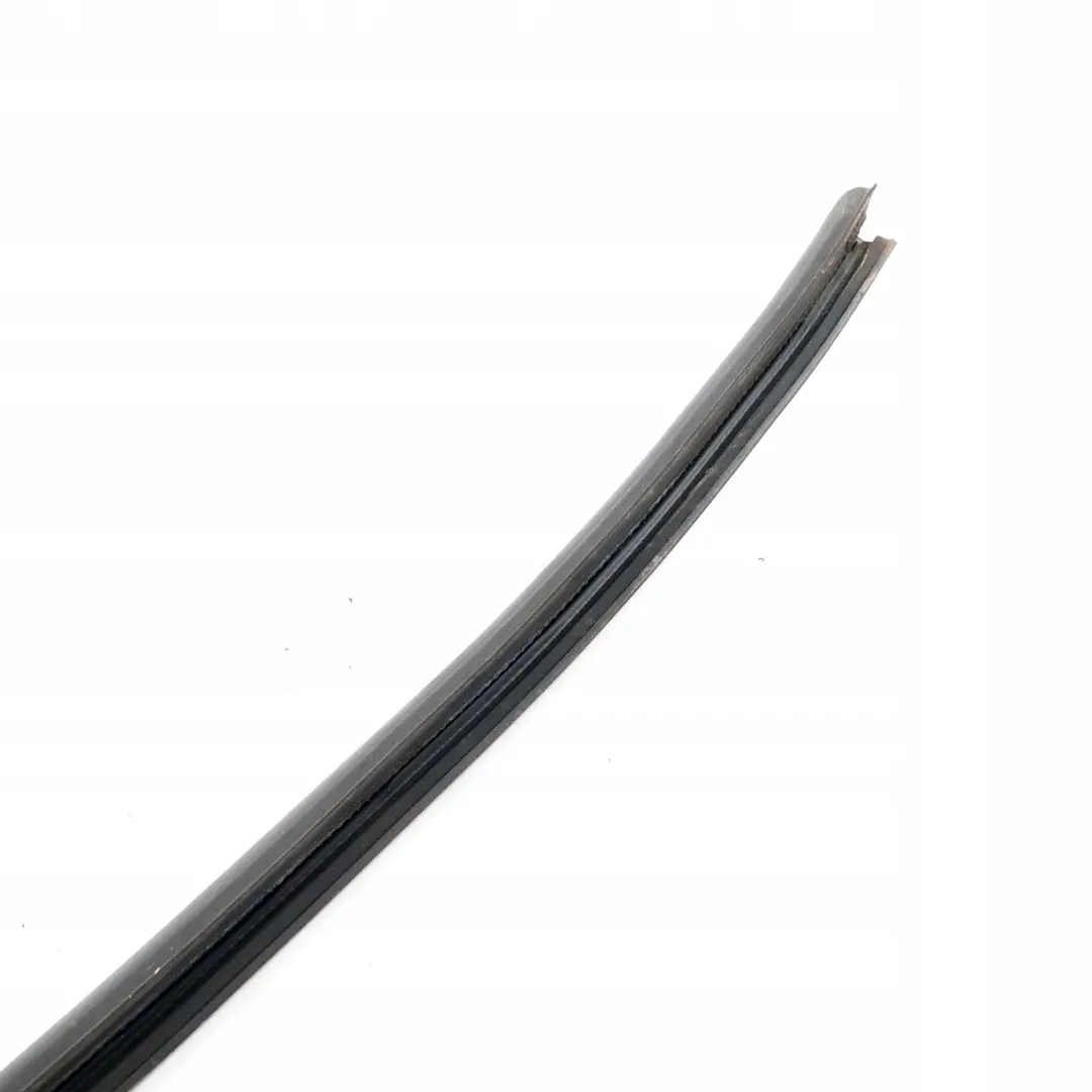 BMW 3 Series E36 Saloon Touring Centre Right O/S Rubber Seal Between Door Outer - SKU 1960668 - Part number 1960668