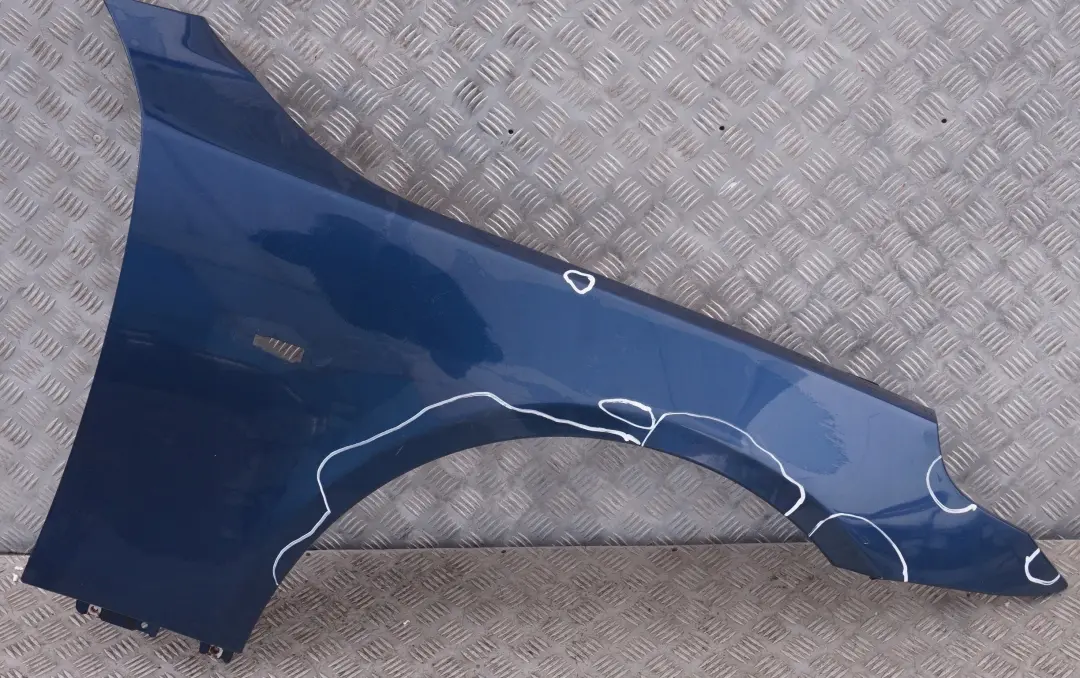 BMW E60 E61 Lato Pannello Laterale Anteriore Destro Parafango Blu Mistico - SKU 7111430-MYS - Numero di parte 7111430