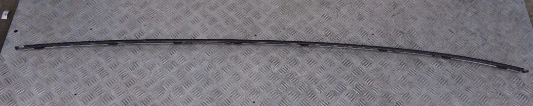 Listwa dachowa dachu prawa Bluewater do BMW E81 E87 o numerze 0032702 BMW E81 E87 Listwa dachowa dachu prawa Bluewater - SKU 0032702-WB - Numer Części 0032702