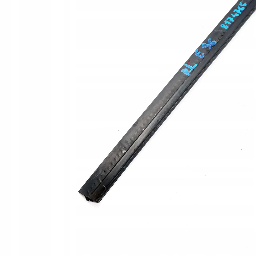 BMW E36 Berlina Touring Burlete Interior Puerta Trasera Izquierda Negro - SKU 8174765 - Número de pieza 8174765