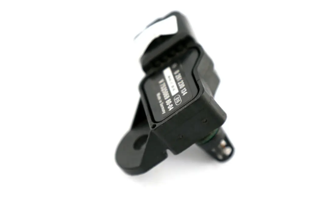 Aspirazione Sensore Temperatura Pressione di Carica per Mini Cooper S R56 R55 con numero di parte 7535069 Mini Cooper S R56 R55 Aspirazione Sensore Temperatura Pressione di Carica - SKU 7535069 - Numero di parte 7535069