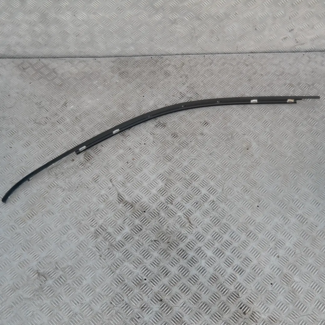 BMW X5 er E53 Blende Fensterrahmen Tür vorne links GLANZSCHWARZ SCHWARZ 825768 - SKU 8257683 - Teilenummer 8257683