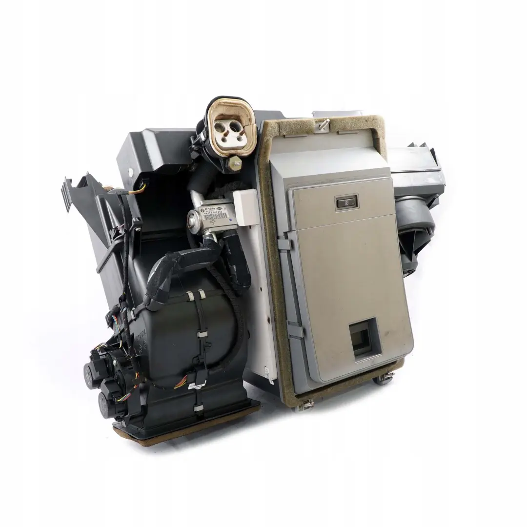 BMW 7 E66 Rear Seat Bench Heater Matrix Refrigerator Fridge Coolbox - SKU 6942649 - Part number 7142309