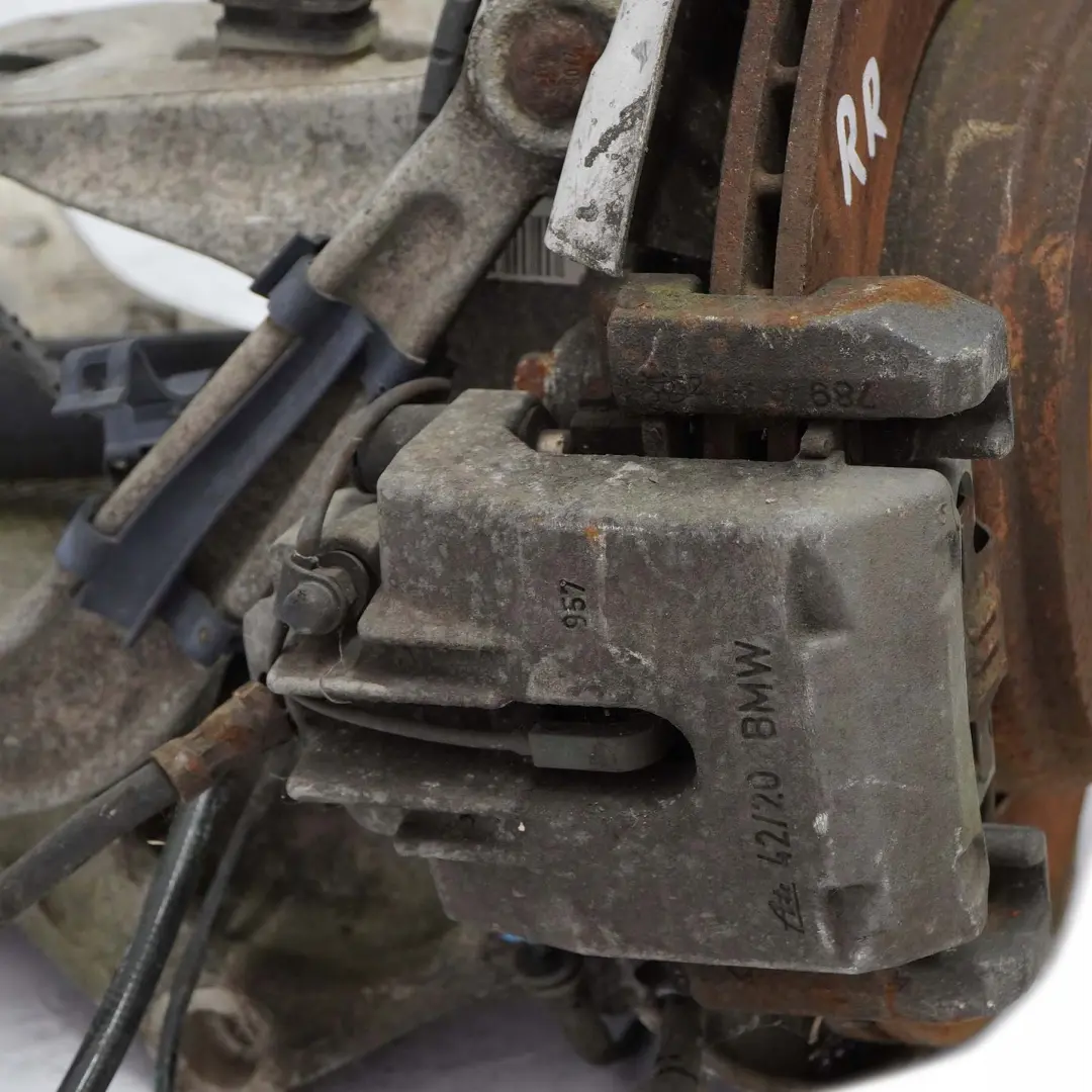 M47N2 Eje Salida Trasero Derecho Suspensión Pierna Rueda Portador para BMW 5 E61 520d con número de pieza 6770924 BMW 5 E61 520d M47N2 Eje Salida Trasero Derecho Suspensión Pierna Rueda Portador - SKU 6770924-9 - Número de pieza 6770924