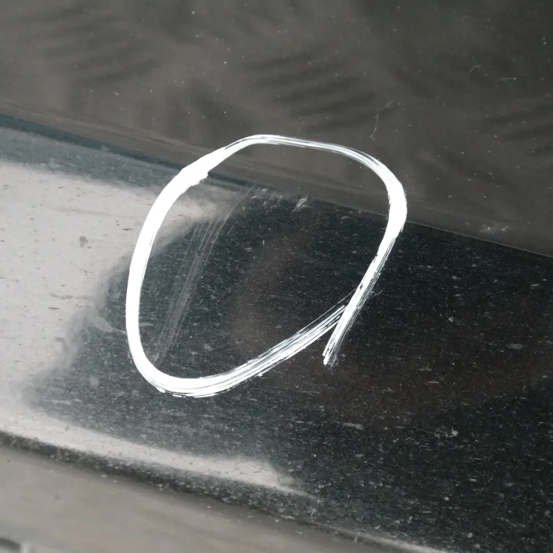 Sill Strip Faldón Lateral Izquierdo Zafiro Negro Metalizado 475 para BMW E87 LCI con número de pieza 36145 BMW E87 LCI Sill Strip Faldón Lateral Izquierdo Zafiro Negro Metalizado 475 - SKU 0036145-BS12 - Número de pieza 36145