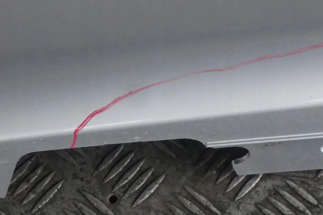 Schwellerleiste Schweller Rechts Titansilber für BMW 1 E81 E82 E88 M Sport mit Teilenummer 0034732 BMW 1 E81 E82 E88 M Sport Schwellerleiste Schweller Rechts Titansilber - SKU 0034732-TS2 - Teilenummer 0034732