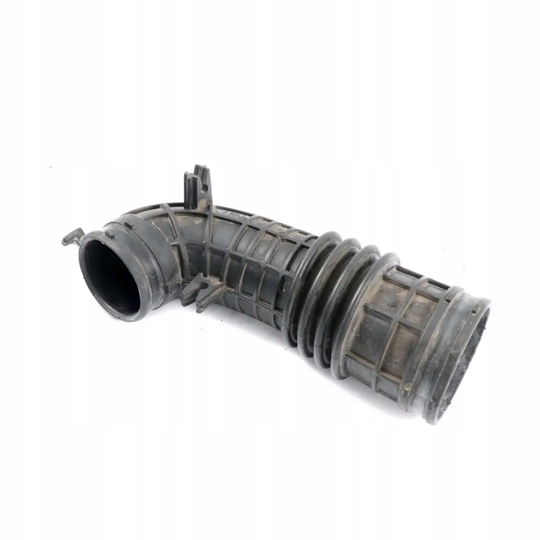 OM607 Tubo flessibile aspirazione condotto aria per Mercedes B W176 W246 con numero di parte A6070900037 Mercedes B W176 W246 OM607 Tubo flessibile aspirazione condotto aria - SKU A6070900037 - Numero di parte A6070900037