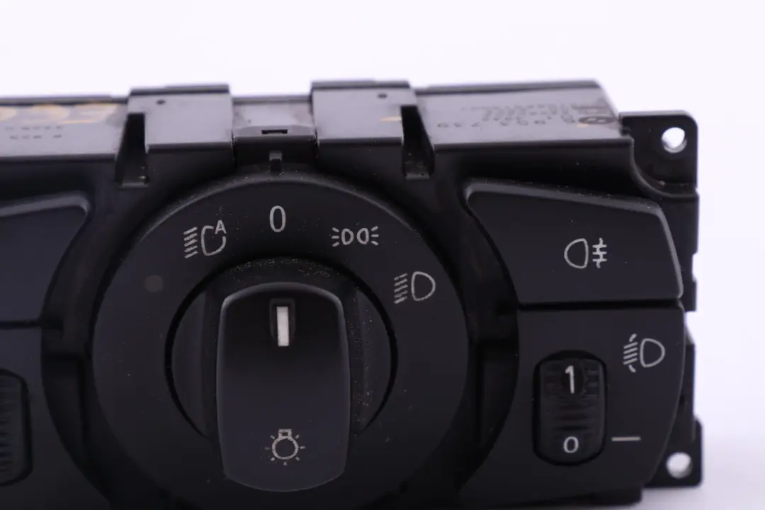  Genuine BMW 5 Series E60 E61 Control Element Light Switch 6925295 - SKU 6925251 - Part number 6925251