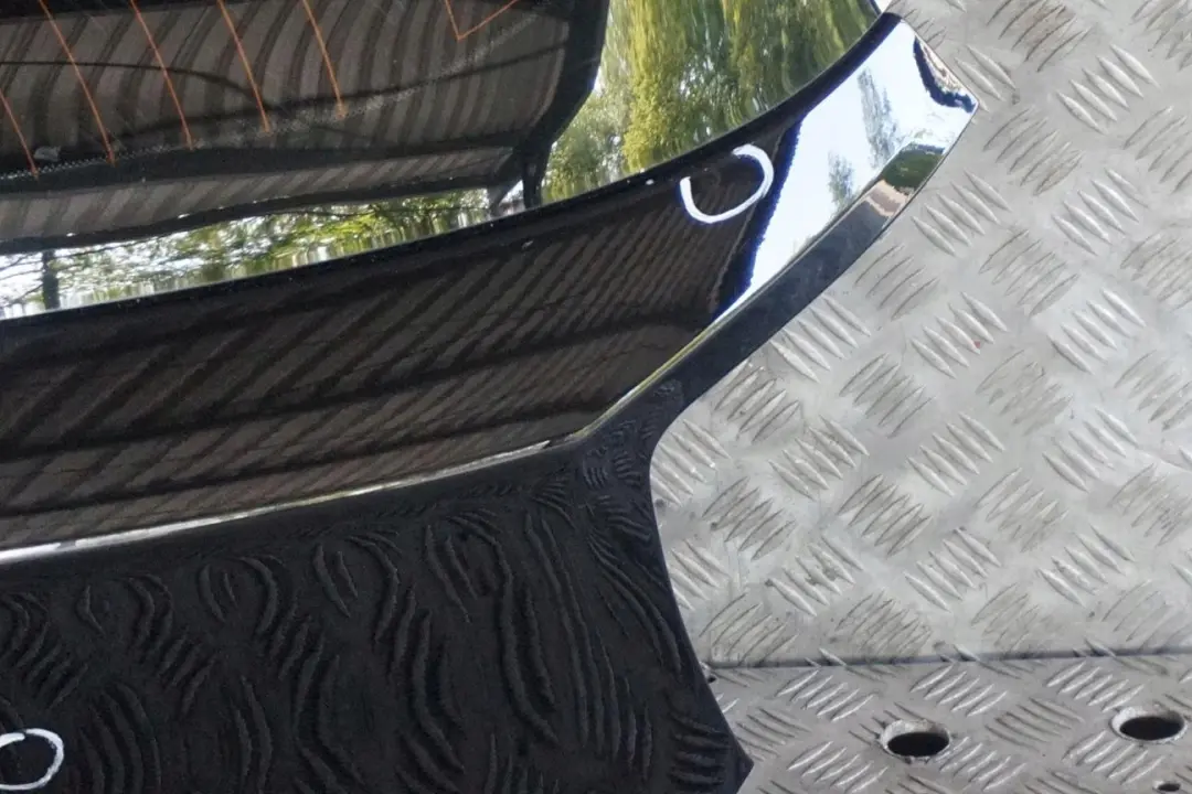 Boot Trunk Lid Tailgate Schwarz 2 Jet Black 668 to BMW 1 Series F20 F21 1 Rear with Part number 7305470 BMW 1 Series F20 F21 1 Rear Boot Trunk Lid Tailgate Schwarz 2 Jet Black 668 - SKU 7305470-SCH1 - Part number 7305470