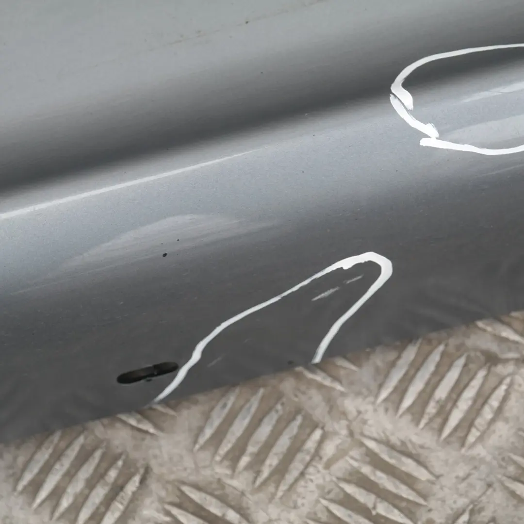 BMW E87 Sill Strip Faldón Lateral Izquierdo Quarzblau Blau Blue Metallic A18 - SKU 0032949-QB20 - Número de pieza 32949